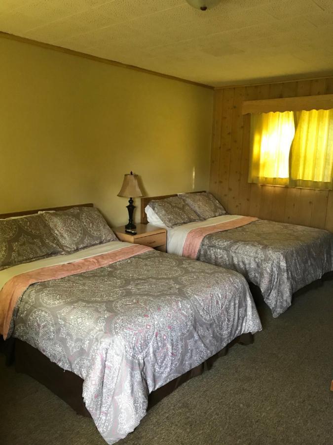 Royal Motel Ironwood Kültér fotó